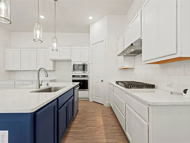 18402 Mesquite Flats Trl — Photo 6