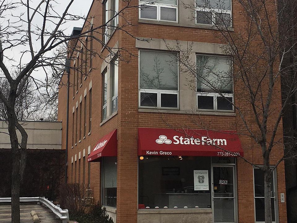 1st image of 2722 N Lincoln Ave #3