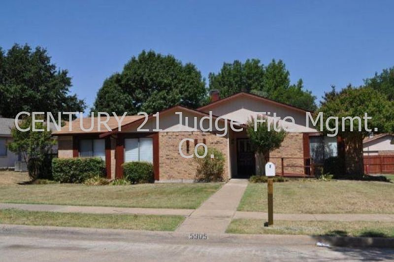 Welcome to 5905 Jester Drive!
