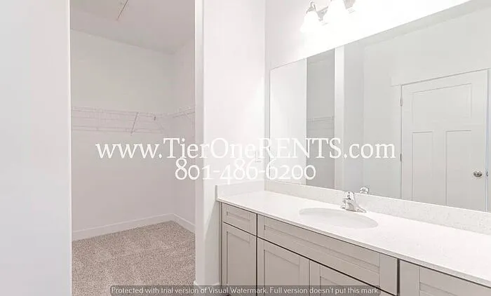13606 S Hanley Ln #R202 — Photo 10