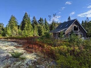 41 Cripple Creek Rd, Vinalhaven, ME 04863