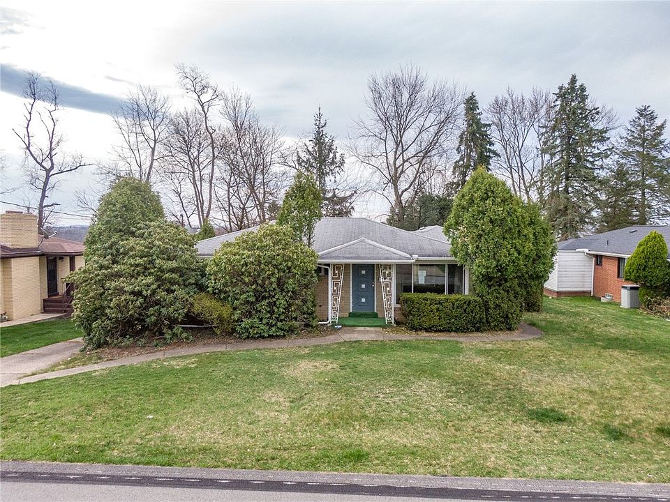 1st image of 303 Henry Dr