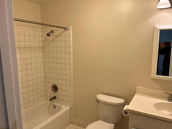 5th image of 101 Broderick St APT 405