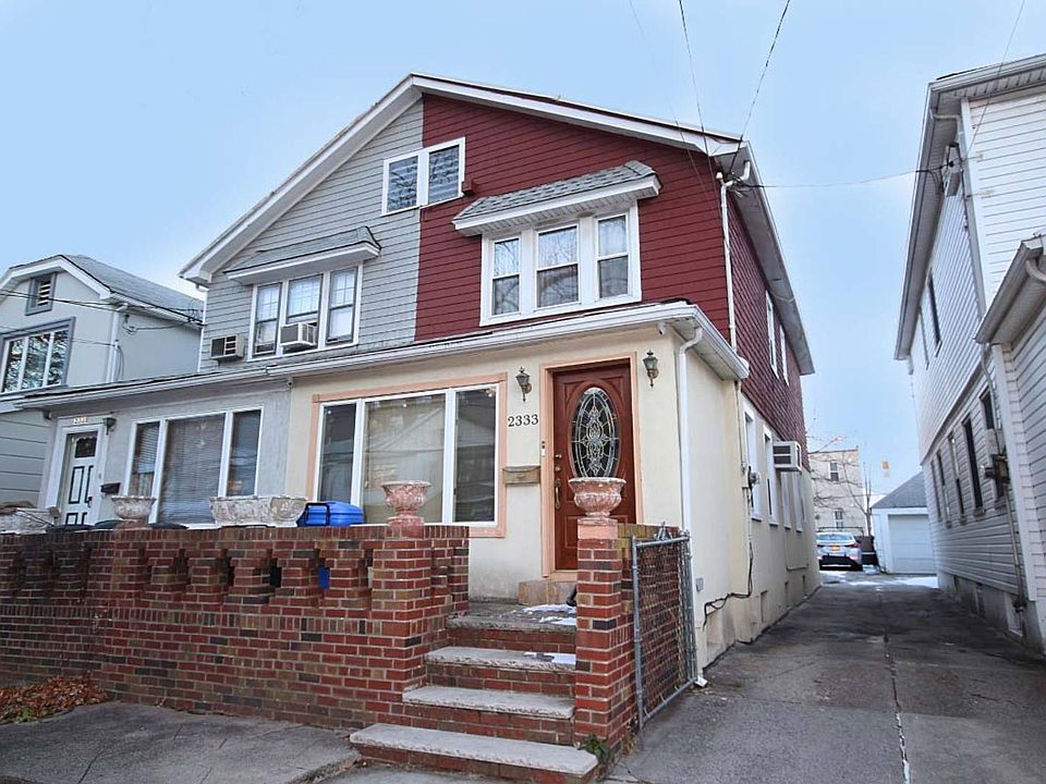 1st image of 2333 E 21st St