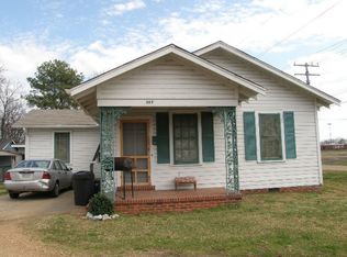 308 6th St, Greenwood, MS 38930