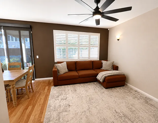 8866 Mandalay Way — Photo 3