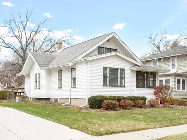 515 N Pine St, Janesville, WI 53548
