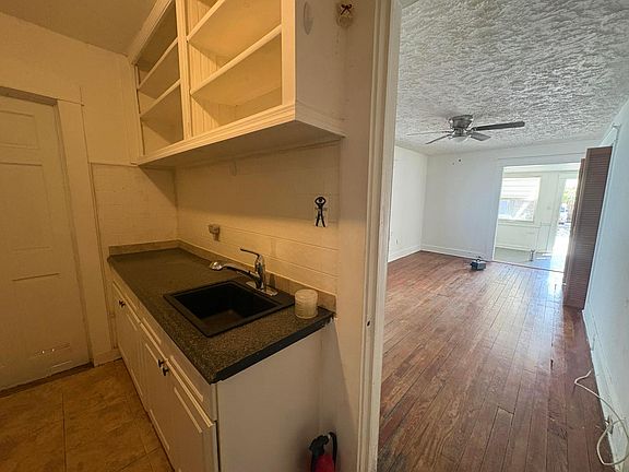 5th image of 319 S M Street #1