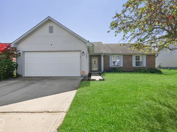 10223 Park Valley Dr, Indianapolis, IN 46229