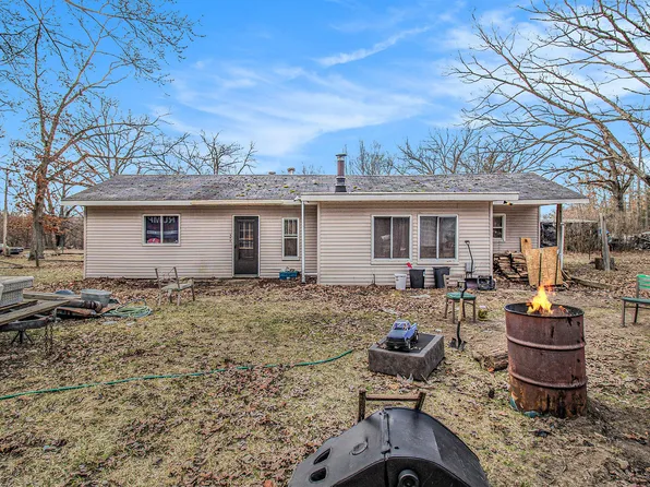 690 S Landon Rd, Branch, MI 49402