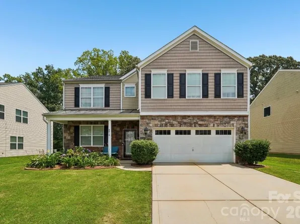 8810 Gray Willow Rd, Charlotte, NC 28227