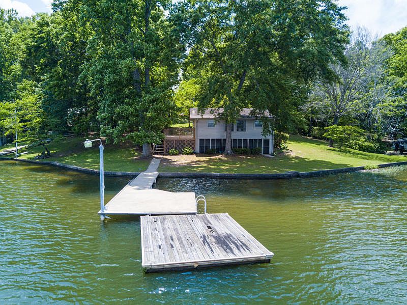 1st image of 64 Lake Hill Dr
