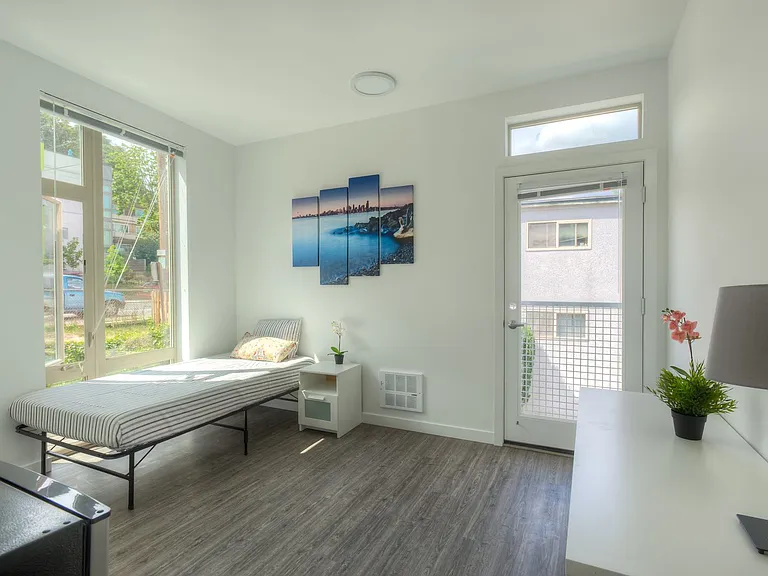M&M Apartments — Photo 8
