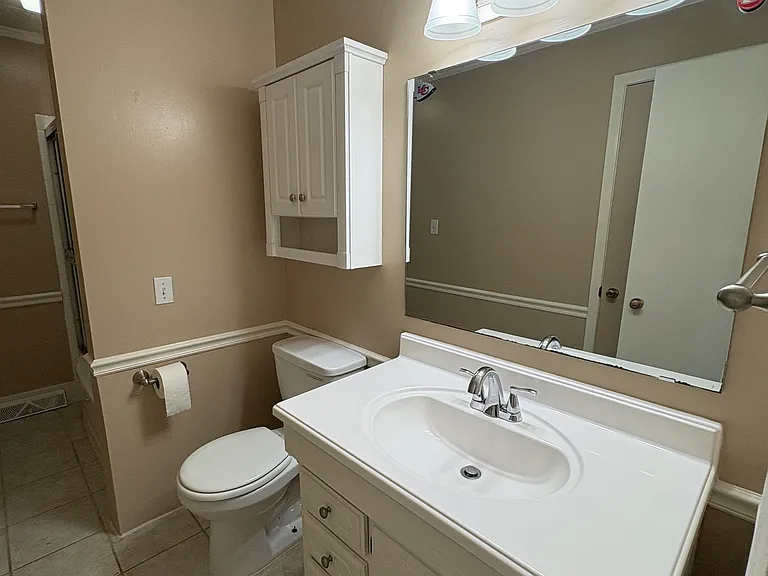 508 NW Obrien Rd — Photo 7