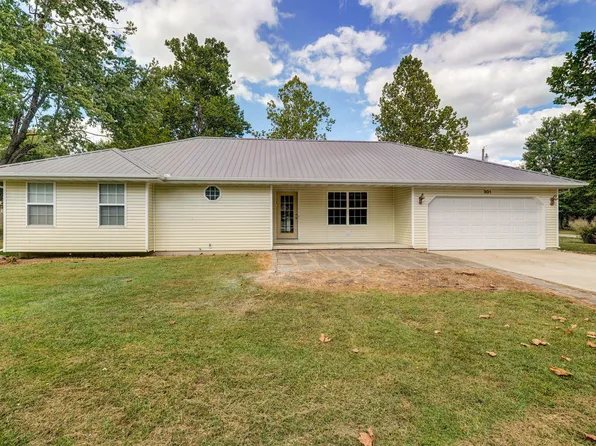 301 W Faulkner Street, Marionville, MO 65705