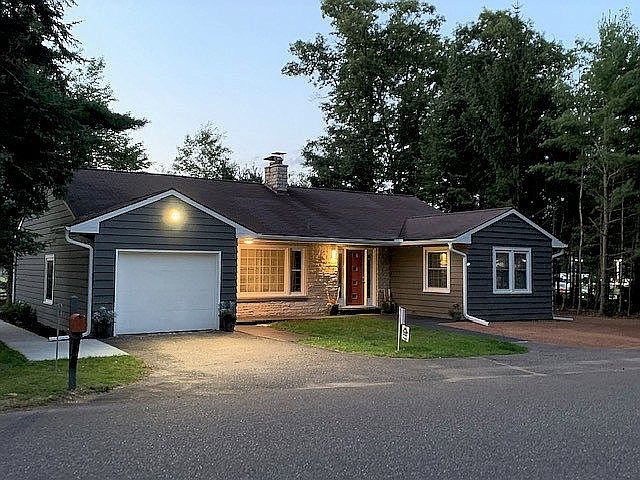 1st image of 9608 Manitou Park Dr