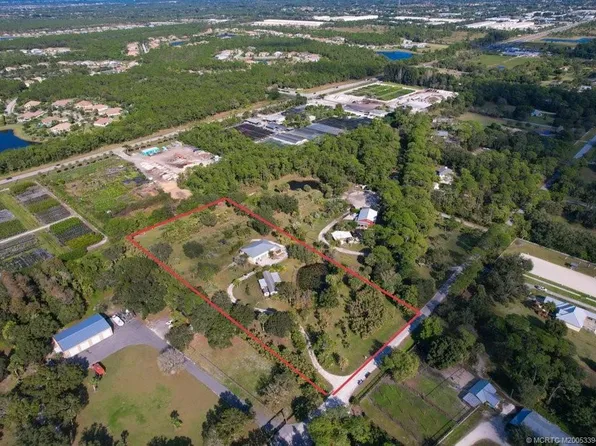 5601 SW Sunshine Farms Way, Palm City, FL 34990
