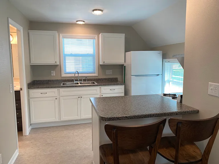 813 Crawford Ave #813 — Photo 12