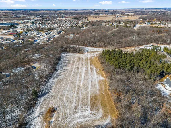 LOT 1 N Bridle Sweet Dr, Evansville, WI 53536