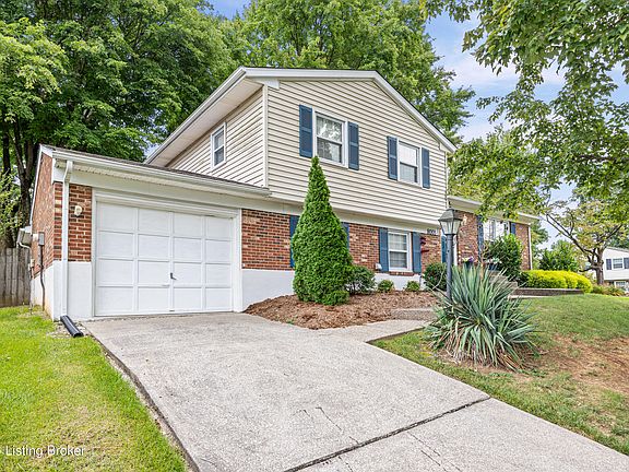 2nd image of 8005 Mary Sue Dr