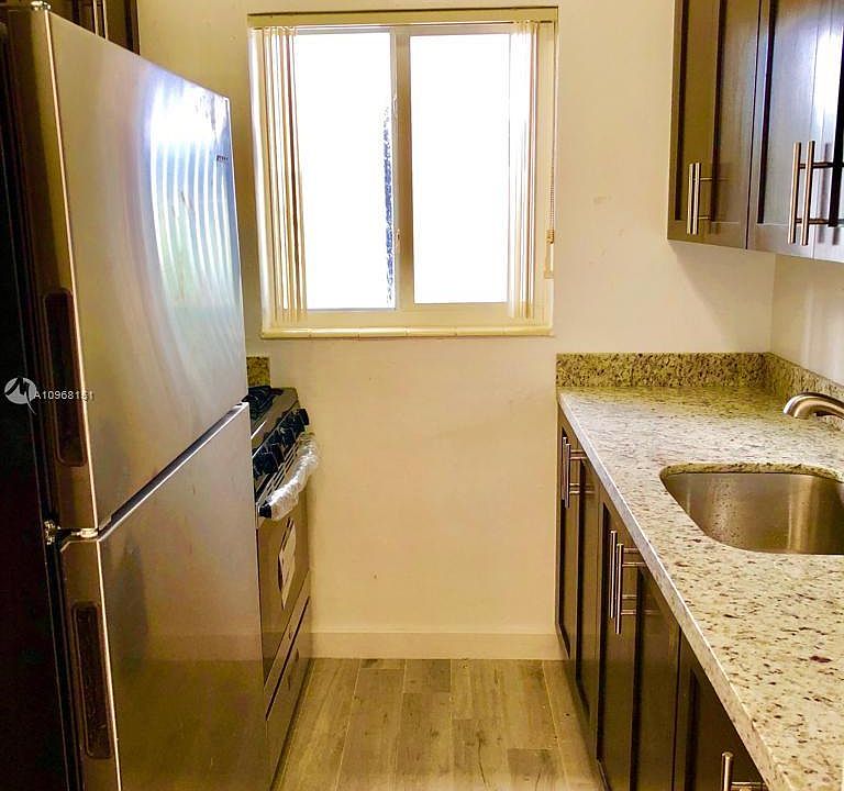 1st image of 8415 Crespi Blvd APT 1