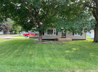 420 E Walnut St, Tremont, IL 61568