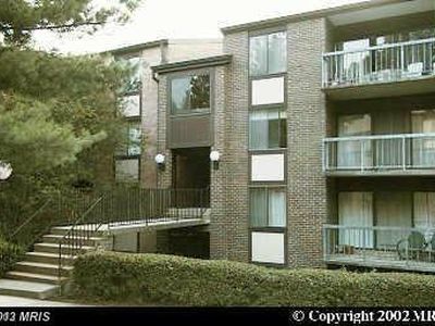 9711 Kings Crown Ct APT 2, Fairfax, VA, 22031