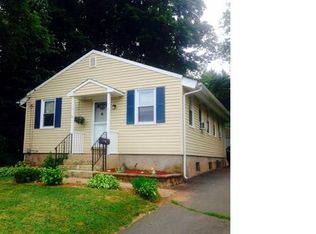 4 Crown St, Middletown, CT 06457
