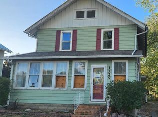 1329 8th Ave, Worthington, MN 56187