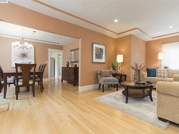 5th image of 541 Kenilworth Ave