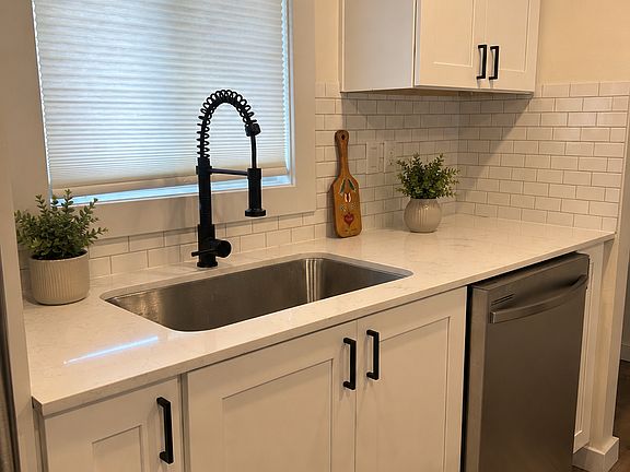 3rd image of 9427 217th St SW