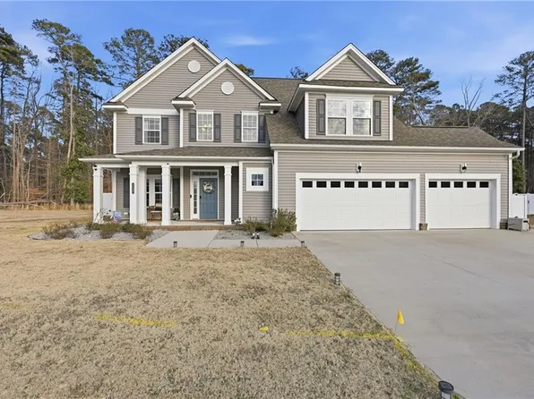 2032 Herons Pointe Ln, Suffolk, VA 23434