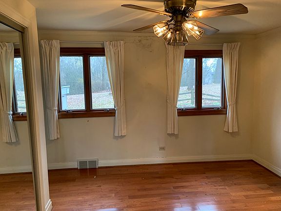 5th image of 23507 W North Ave