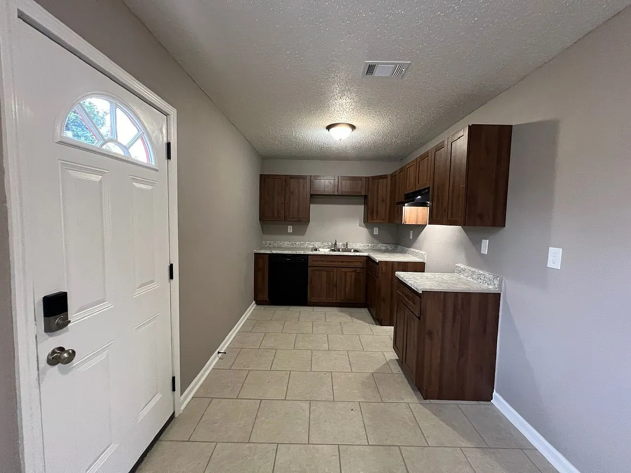 3107 Cherry Rd — Photo 2