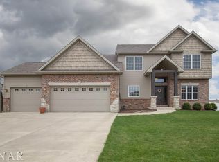 5301 Ferryman Rd, Bloomington, IL 61705