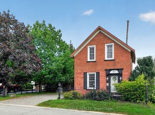 17 Francis St, Carleton Place, ON K7C2J5