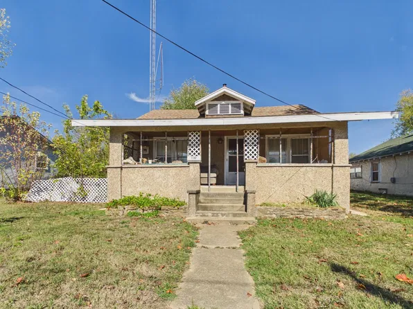 1102 Ozark Street, Cabool, MO 65689