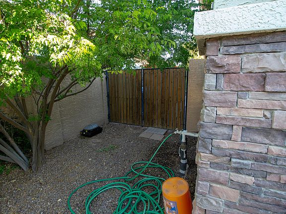 3rd image of 25805 N Desert Mesa Dr