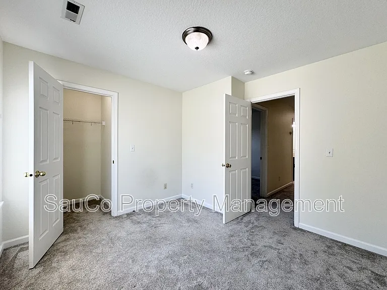 7839 NE Kian Ln — Photo 16