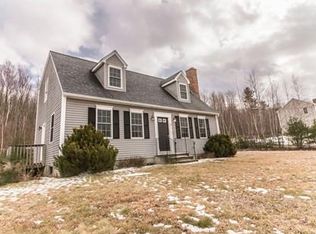 119 Washington St, Warren, MA 01083