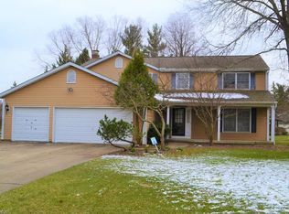 36760 Valley Forge Dr, Solon, OH 44139