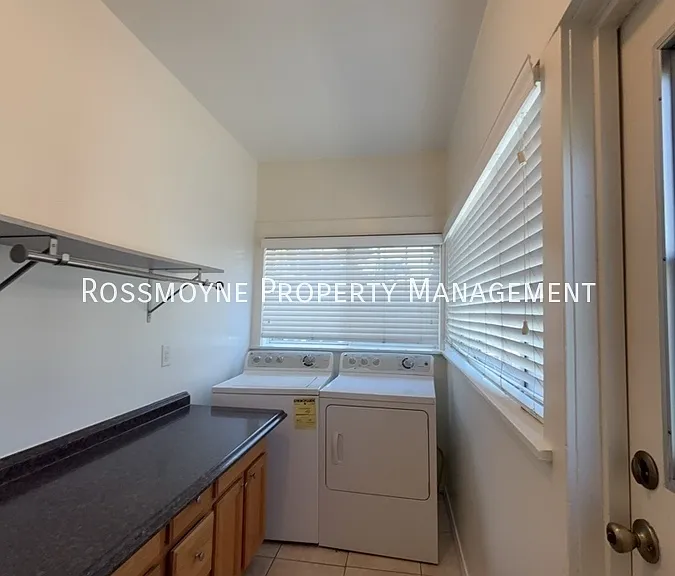 1023 Virginia Pl — Photo 16