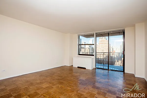 Rented by Mirador Real Estate | media 38