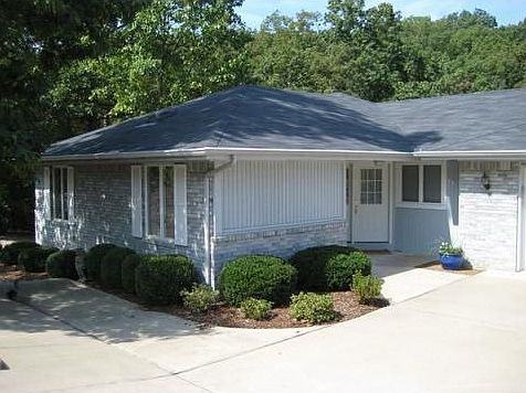2nd image of 9 Evanton Dr