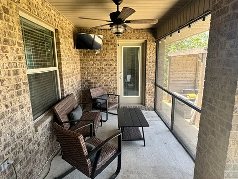 5746 Periwinkle Ln — Photo 28