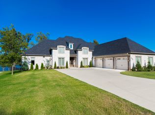 2052 Sloan Lake Dr, Jonesboro, AR 72404