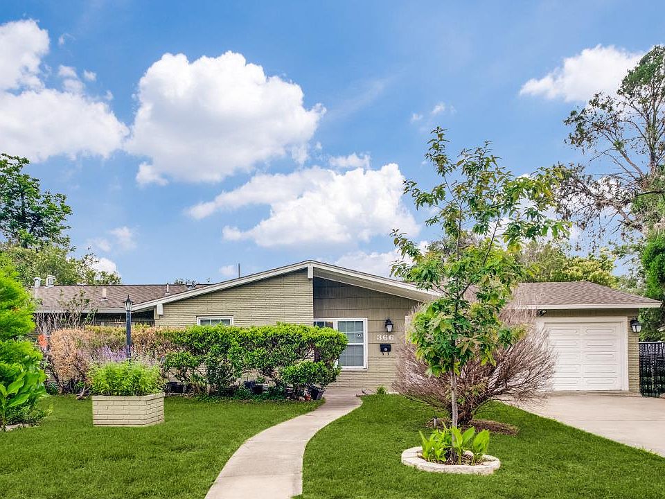 1st image of 366 Pinewood Ln