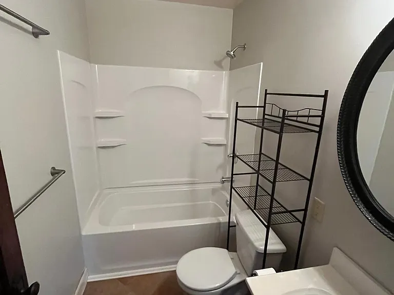 825 W Olive Ave — Photo 2