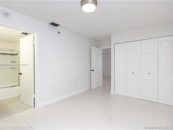 5th image of 850 N Miami Ave W #103