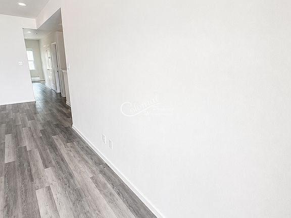 4th image of 705 Kimble Dr #A